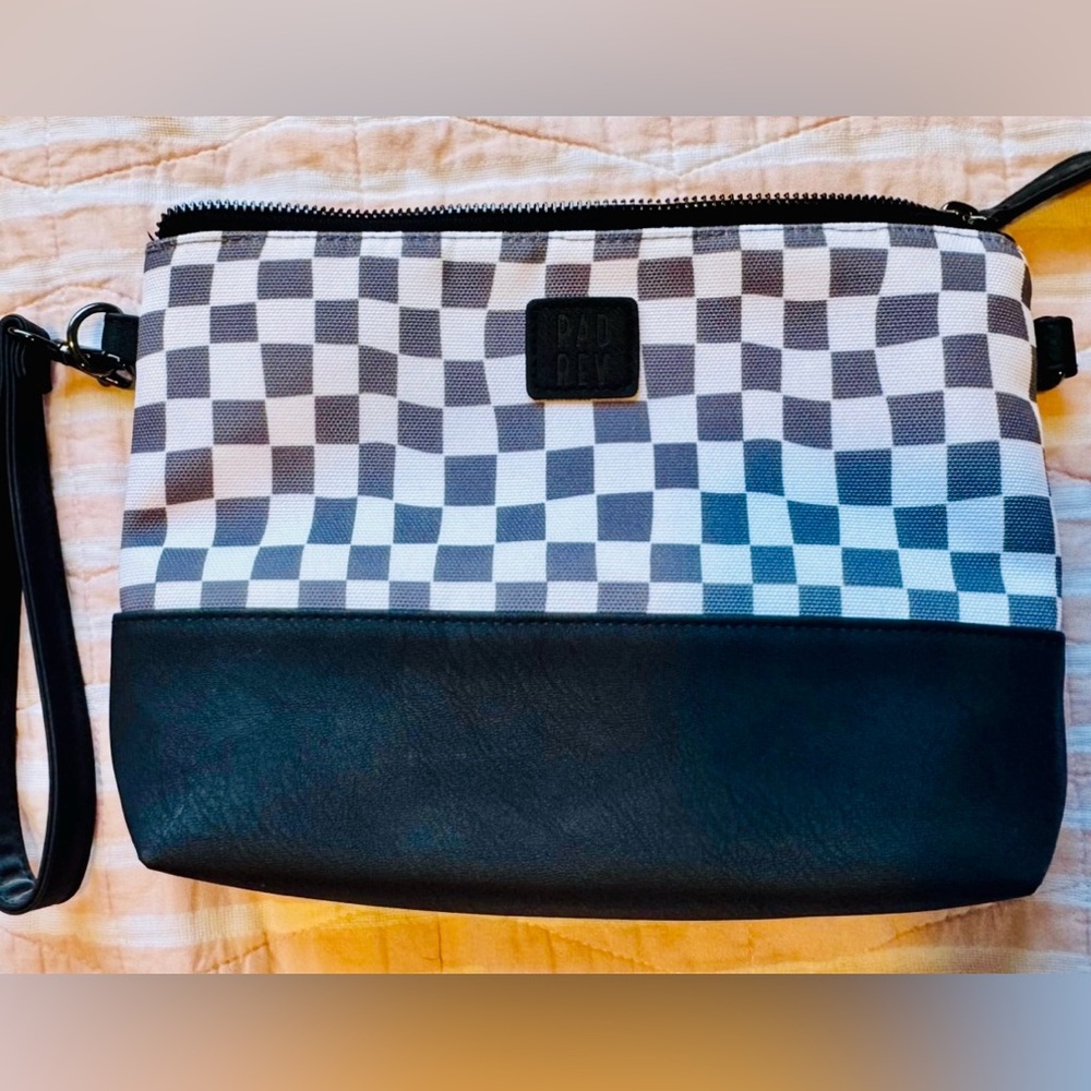 Rad Rev WET BAG CLUTCH/Pouch in Checkers